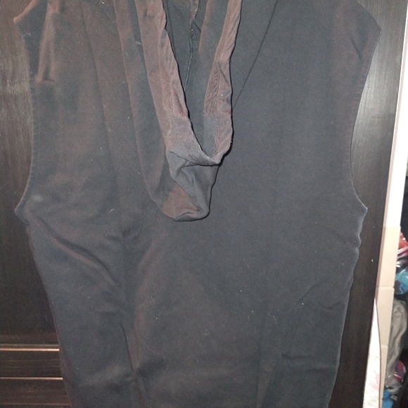 Armani Exchange Sleeveless Hoodie - Picture 4 of 5